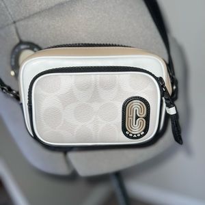 Coach Mini Edge Double Pouch Crossbody S